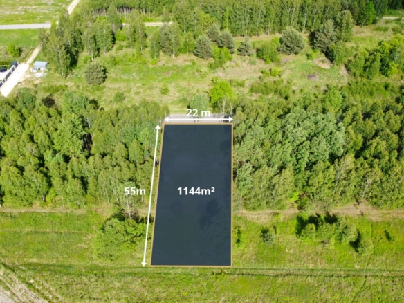 Aerial view of a rectangular land parcel outlined in orange among trees; dimensions 22 m by 55 m, area 1,144 m².